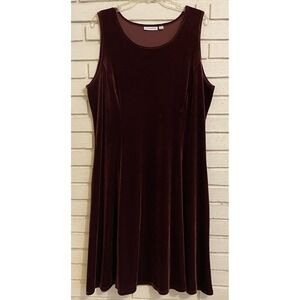 Susan Graver Style Round‎ Neck  Wine Velvet Sleeveless Knee Length Dress Size Lg